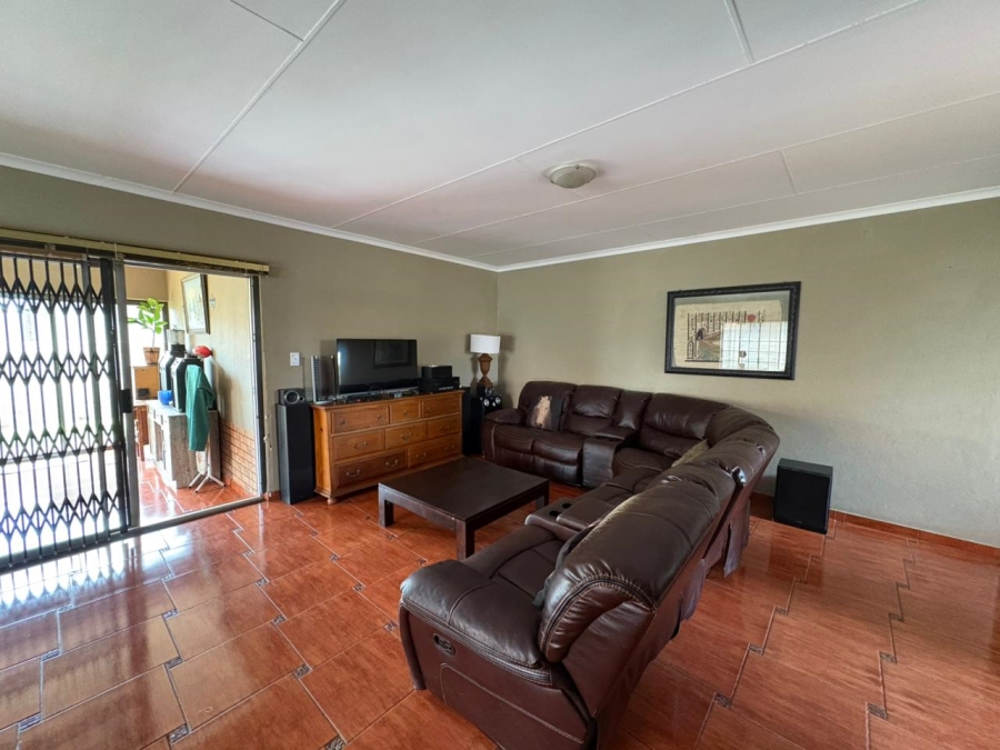 4 Bedroom Property for Sale in Waterkloof North West